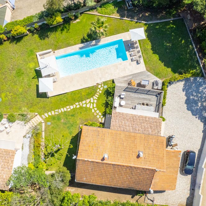 location - Haut du Pinet - Modern House with Private Pool and Lush Garden  location - Haut du Pinet - This modern house features a private pool and well-maintained garden, providing an ideal setting for relaxation and leisure.