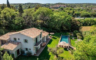 location - Biches - Luxury House with Pool and Garden  location - Biches - This stunning luxury house is surrounded by a lush garden and a pool. Ideal for a dream life in the midst of nature.